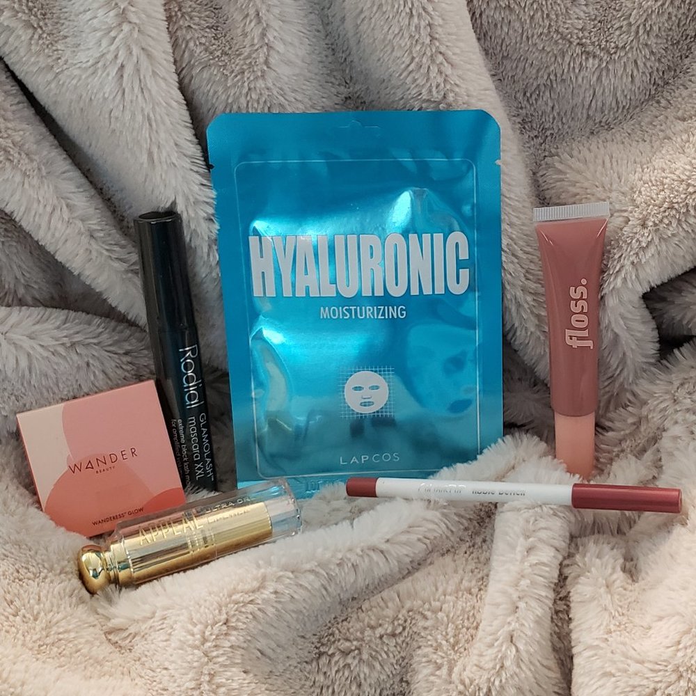 6 New High End Makeup - Highlighter, Lips, Mascara